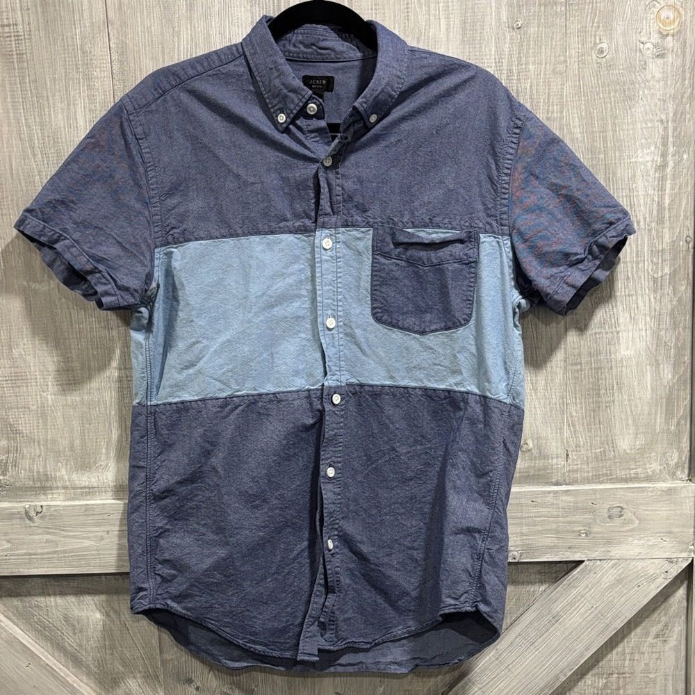 J Crew men’s M Oxford shirt with blue color block U1